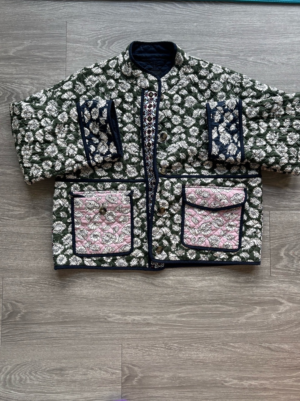 Weekend MaxMara Quilted Navy-Lined Floral Jacket with Olive Base